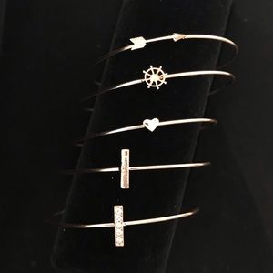 Dainty Bangles **FREE WITH PURCHASE**